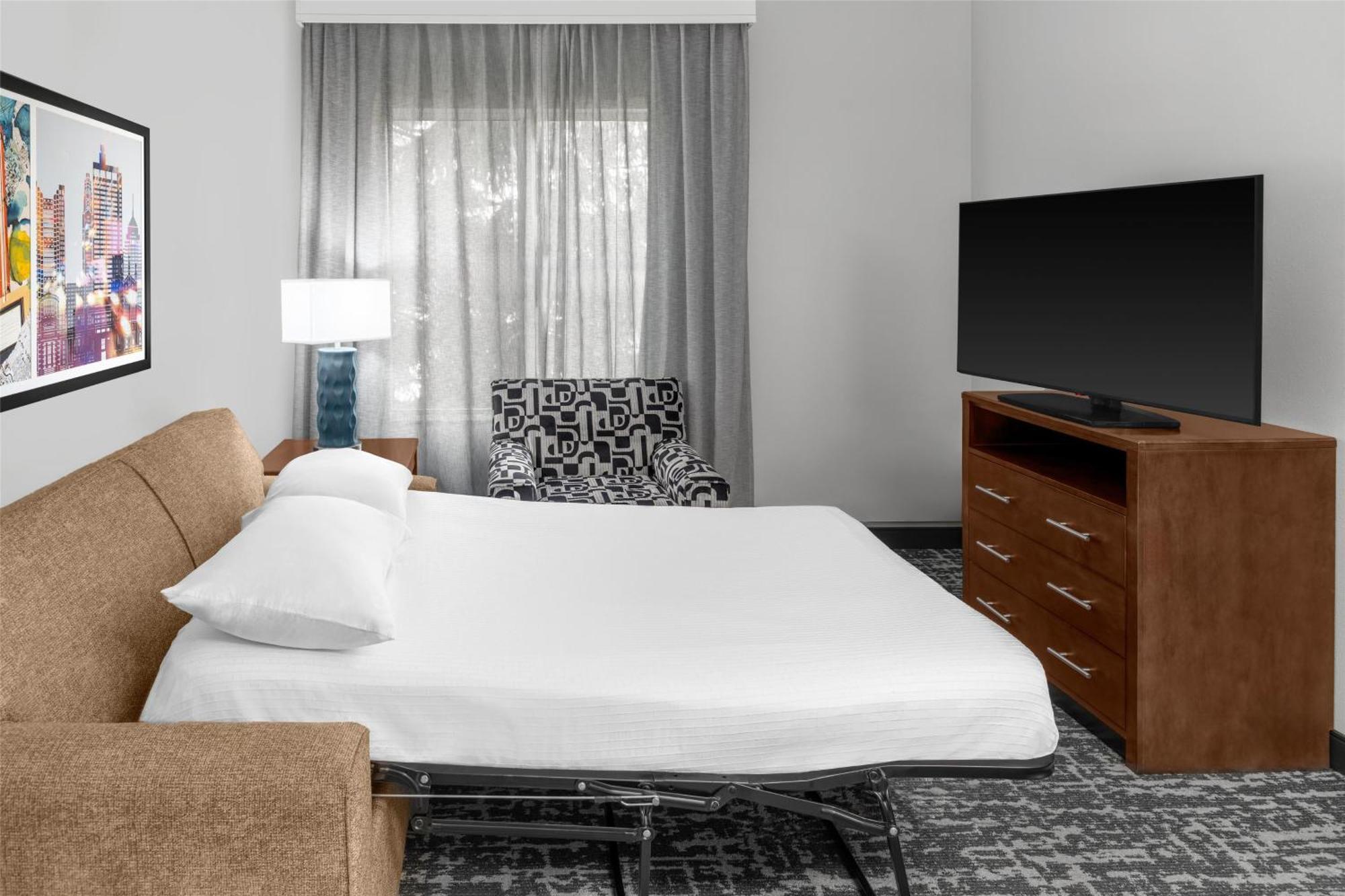 One-Bedroom King Suite Non-Smoking